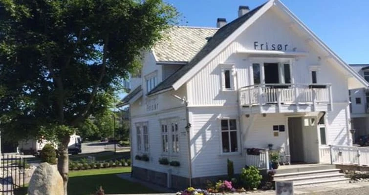 Kvernaland Frisør logo